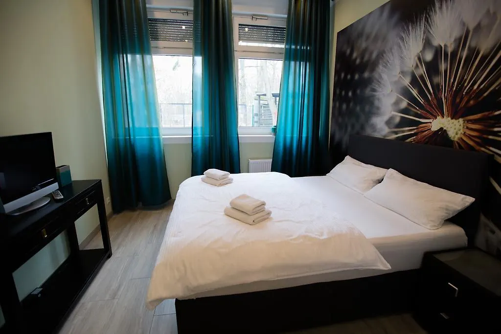 Wassersport-Appartements Am Stoessensee Berlin 0*,  Germany